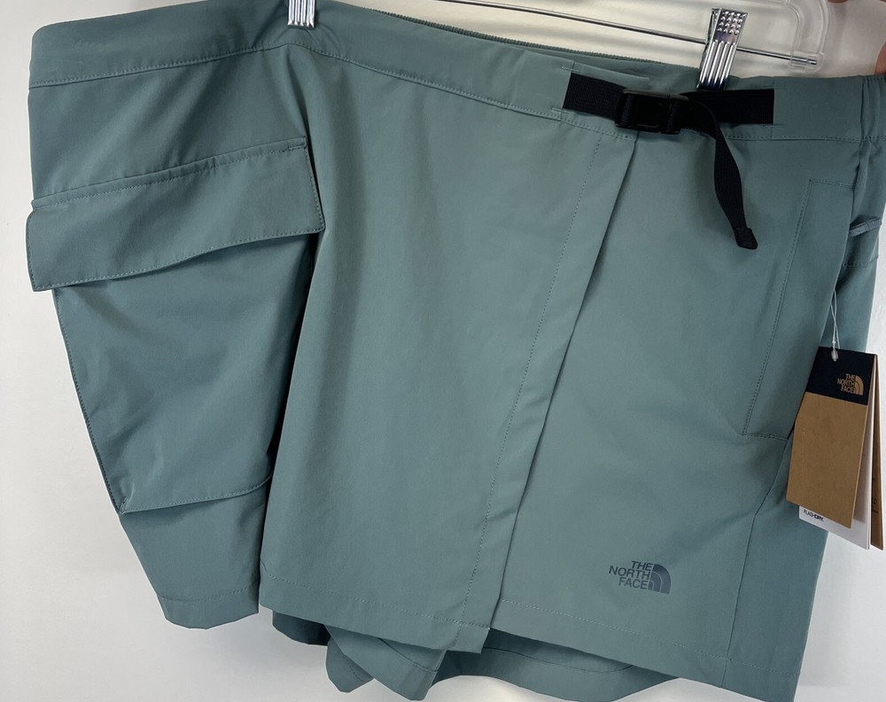 North Face Women's 20w Regular Goblin Blue Belted Skirt with Flash Dry Shorts NWT