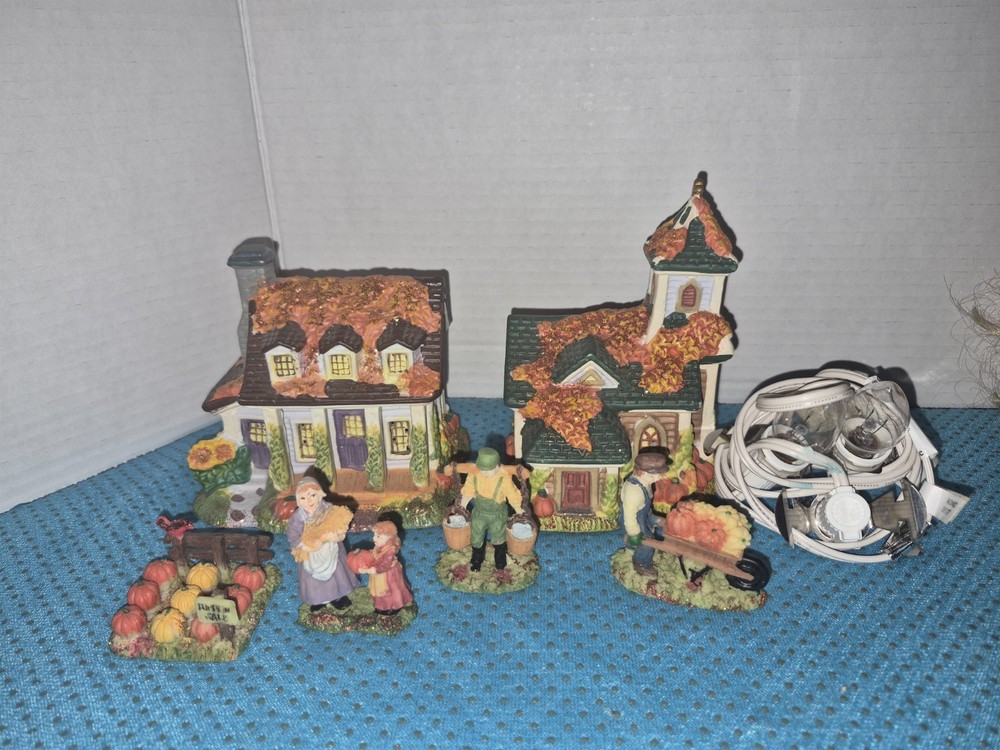 Autumn Heirlooms Harvest Village Figures Lighted Fall Decor Thanksgiving 6 Pcs