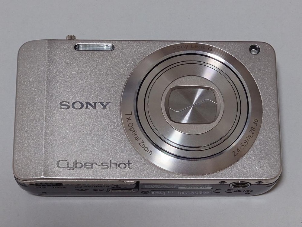 Sony Cyber-shot DSC-WX10 7x Zoom Digital Camera in Gold - Pre-Owned