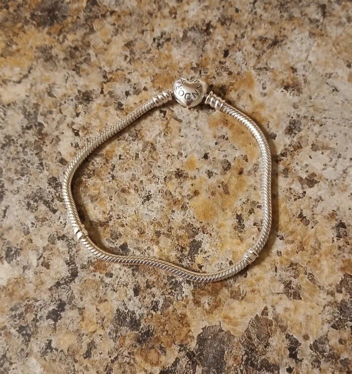 Pandora Heart Clasp Snake Chain Bracelet 8 Inch Style 590719