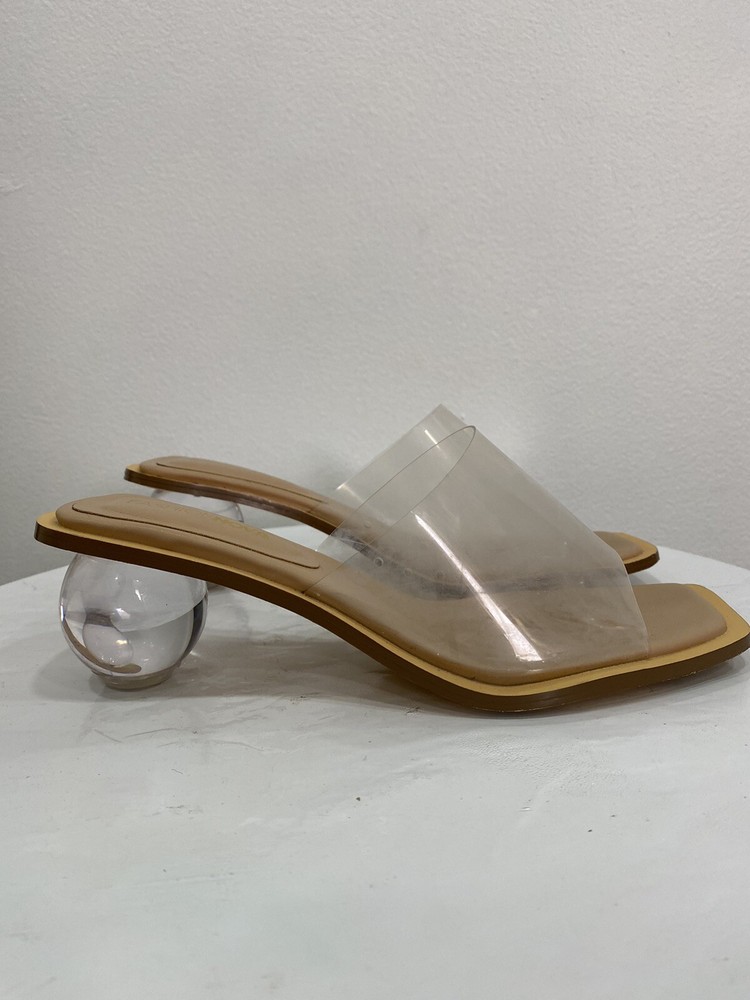 Fashion Nova Women’s Clear Sandals Sz 7