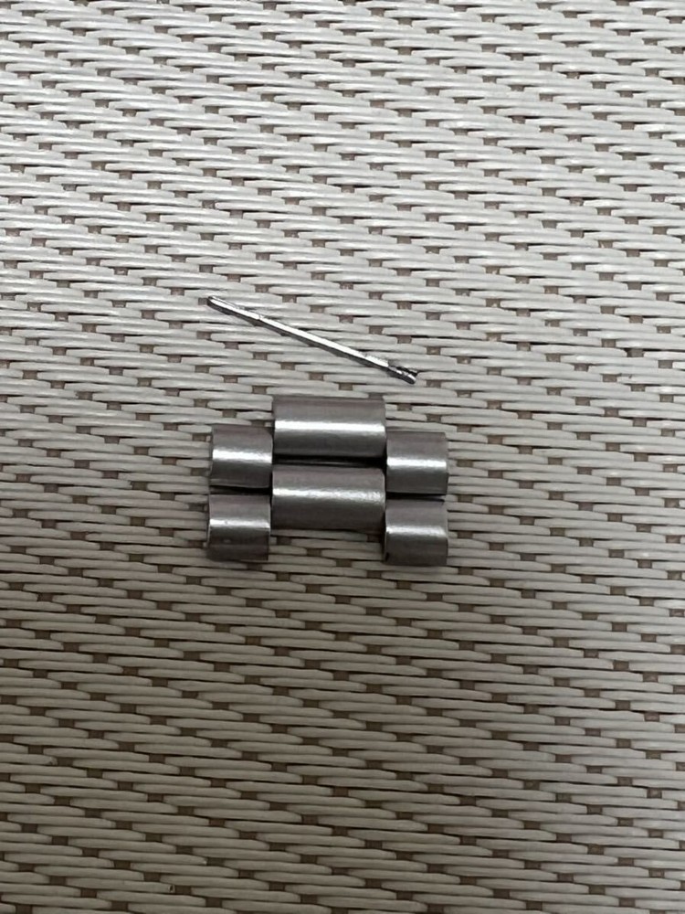 TAG Heuer 2000 Series Men's Watch 16mm 2 Spare Links