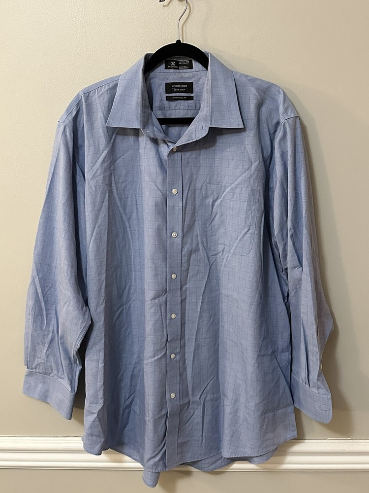 Nordstrom Mens Shop Traditional Fit Dress Shirt Size 34 Lite Blue Wrinkle Free