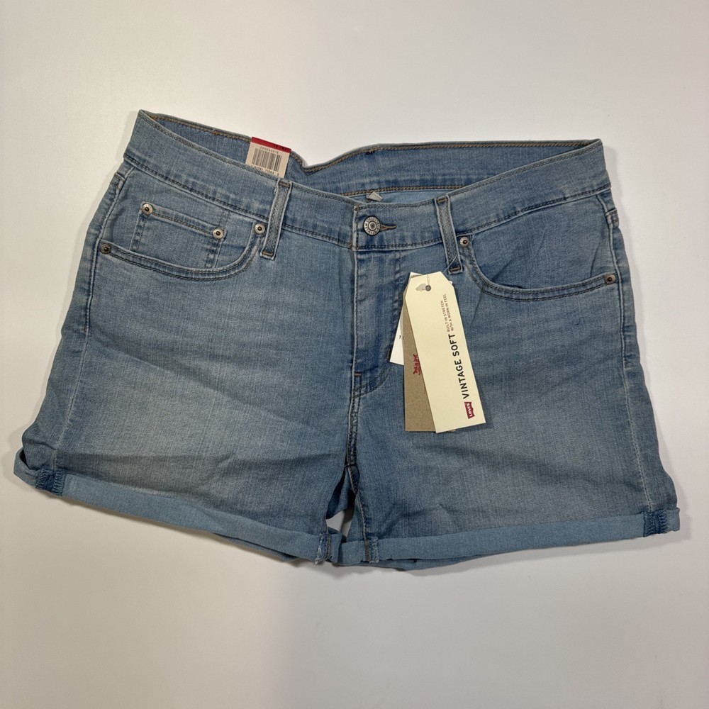 Levi's Women's Size 12 W31 Light Blue Denim Mid Length Cuffed Shorts Slim Hip