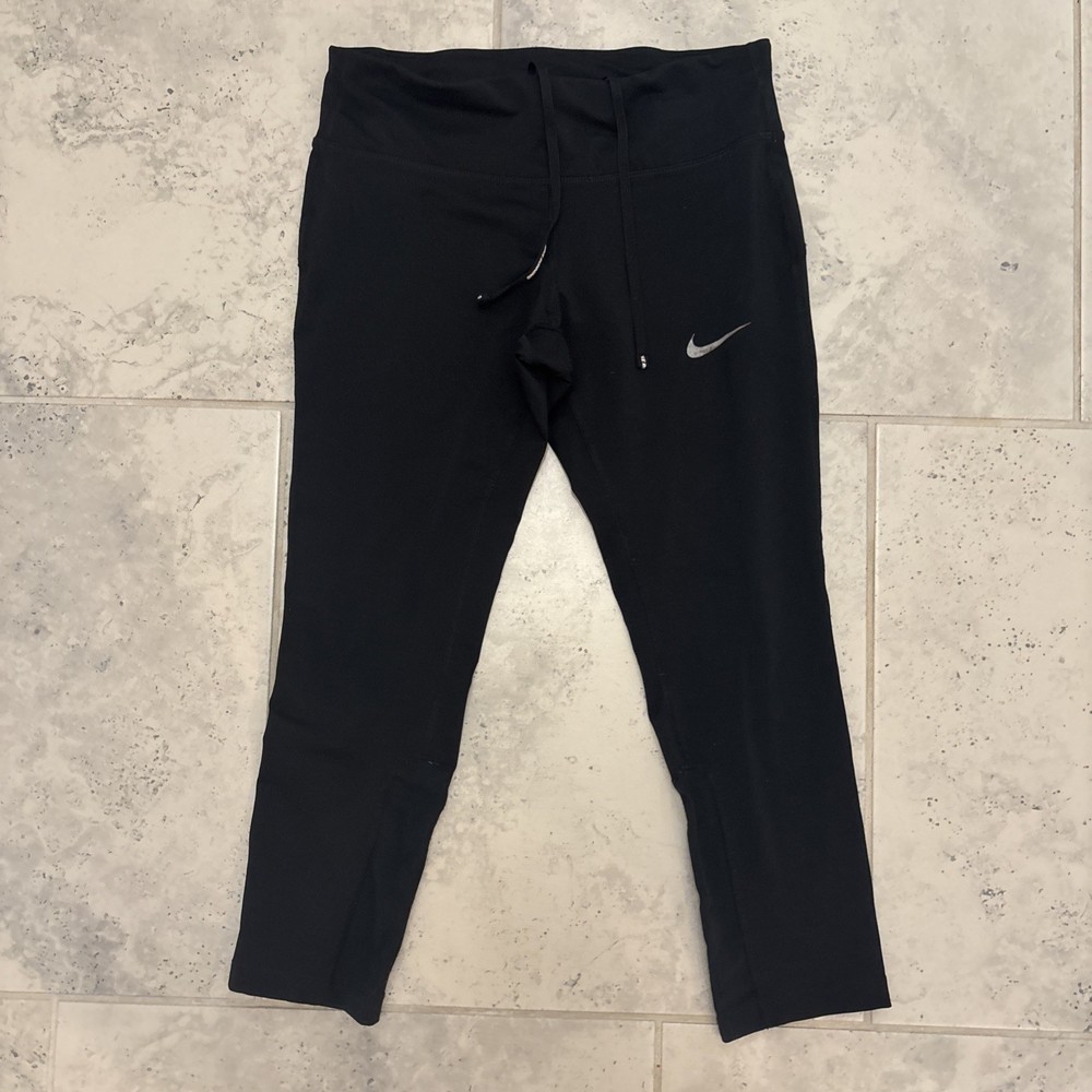 Nike Womens Power Epic Crop Leggings Black Small EUC with Back Pocket  
