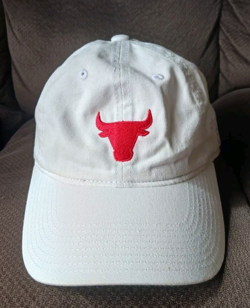 Chicago Bulls Mitchell & Ness Adjustable Dad Cap Nostalgia Co. Red & White Bull