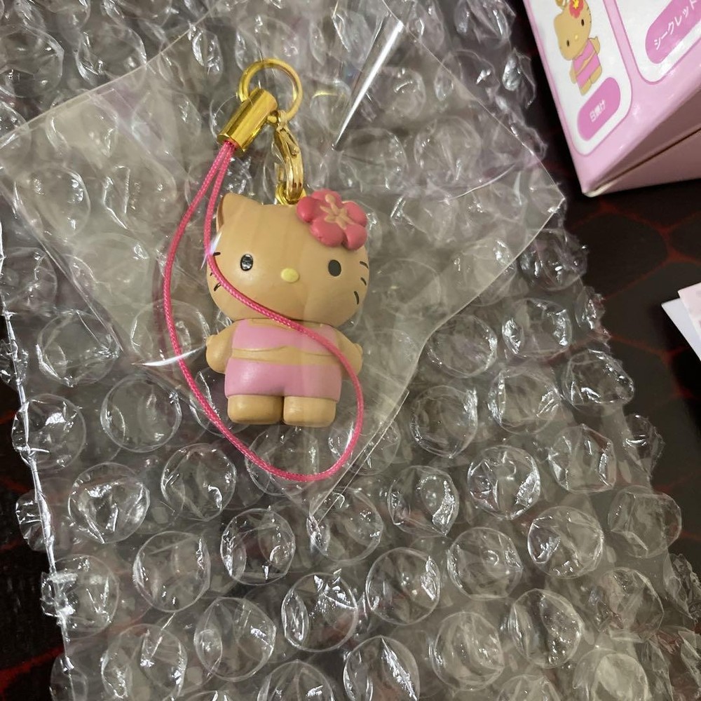Hello Kitty Sun Tan Keychain Mascot Strap