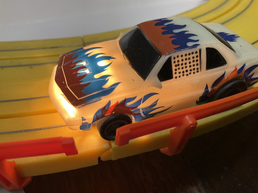 slot car life like ho used M Chassis Lighted Thunderbird