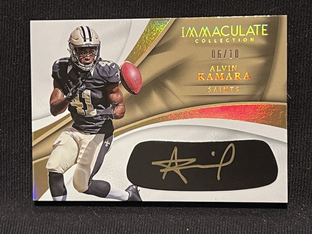 2017 Panini Immaculate Collection Alvin Kamara RC Eye Black Gold Auto /10 Saints