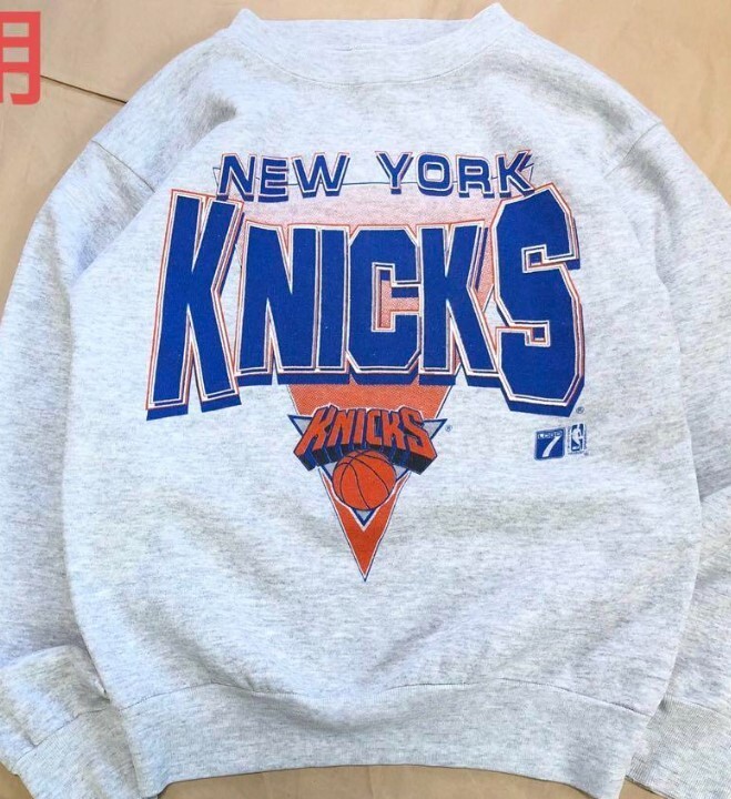 NEW YORK KNICKS vtg crewneck sweatshirt NBA, reprinted classic style TE9430