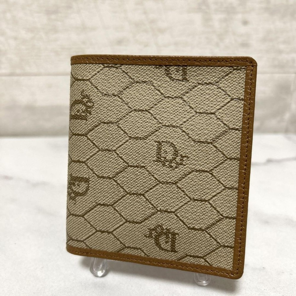 Christian Dior Honeycomb Bifold Wallet for Men Stylish Luxury