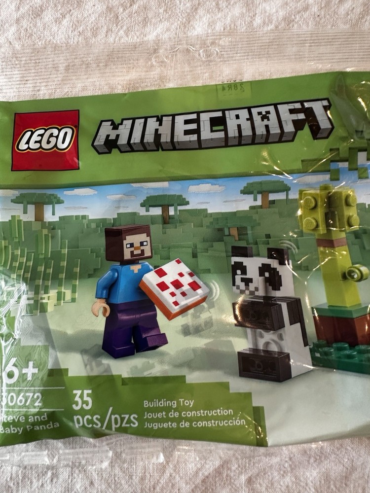 LEGO Minecraft: Steve and Baby Panda (30672)