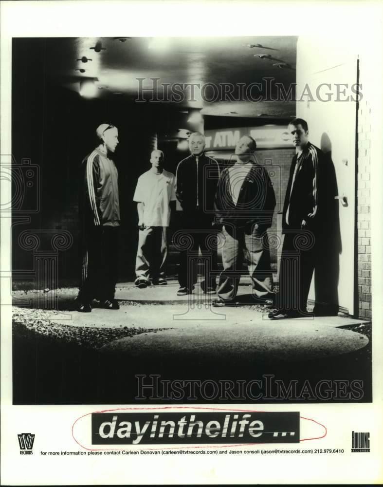 1997 Press Photo Five Members of the band dayinthelife ... Day in the Life group-image