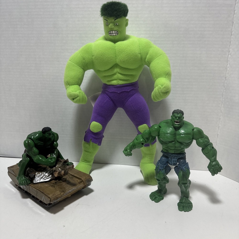 Marvel Incredible Hulk 2003 Action  And Plush Figures With Tank. Lot Of 3 Items
