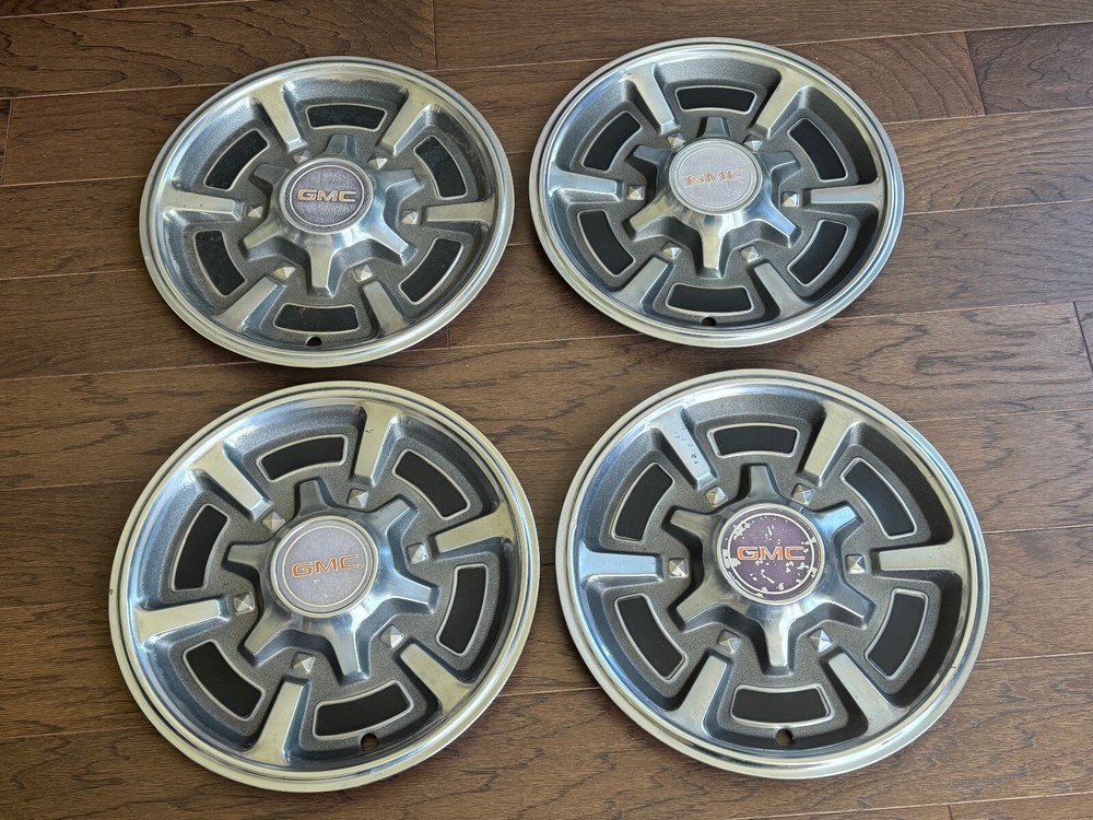 Vintage GMC Jimmy Yukon SUV Truck Hubcaps 1977-1987 Metal Wheel Covers