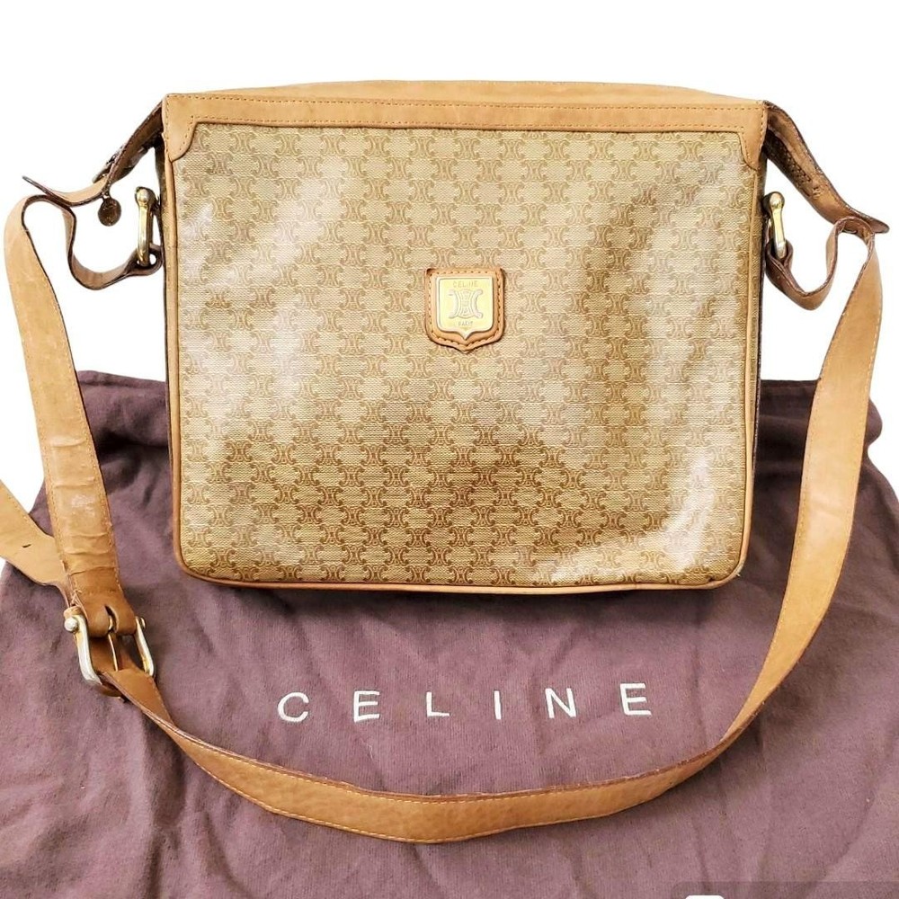 Athat Connects To The Masterpiece Trio Old Celine Shoulder Bag Macadam