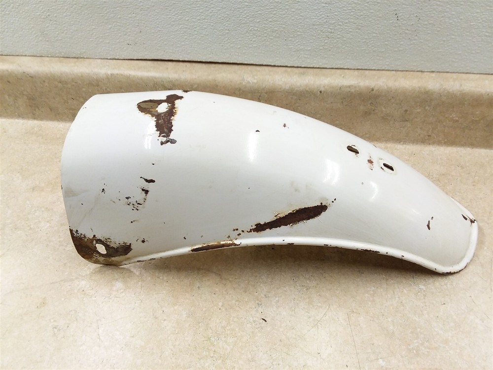 CZ CZ250 Red Frame 1974 STEEL Original Rear Fender ANX B210