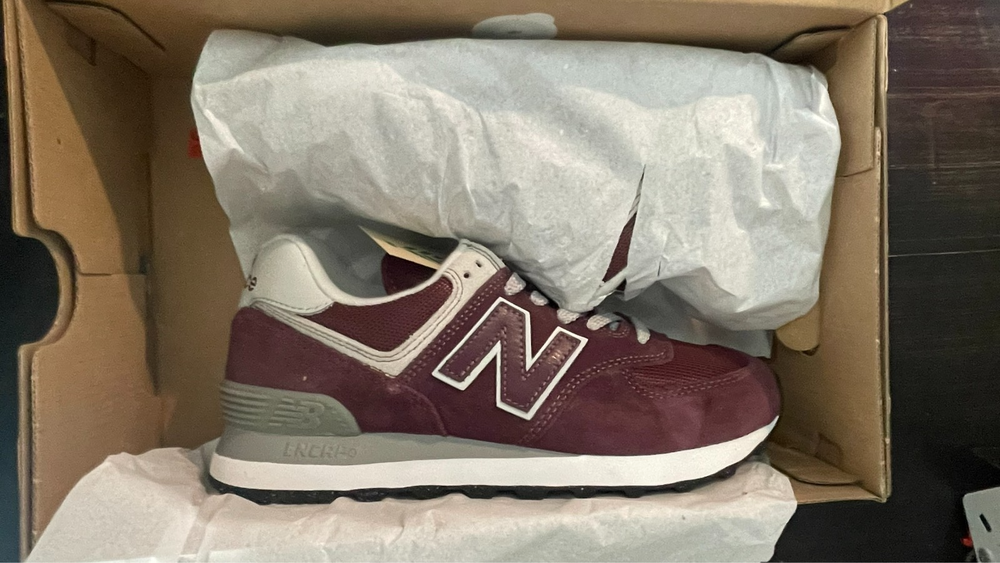 Size 7 - New Balance 574 Core Pack - Burgundy W