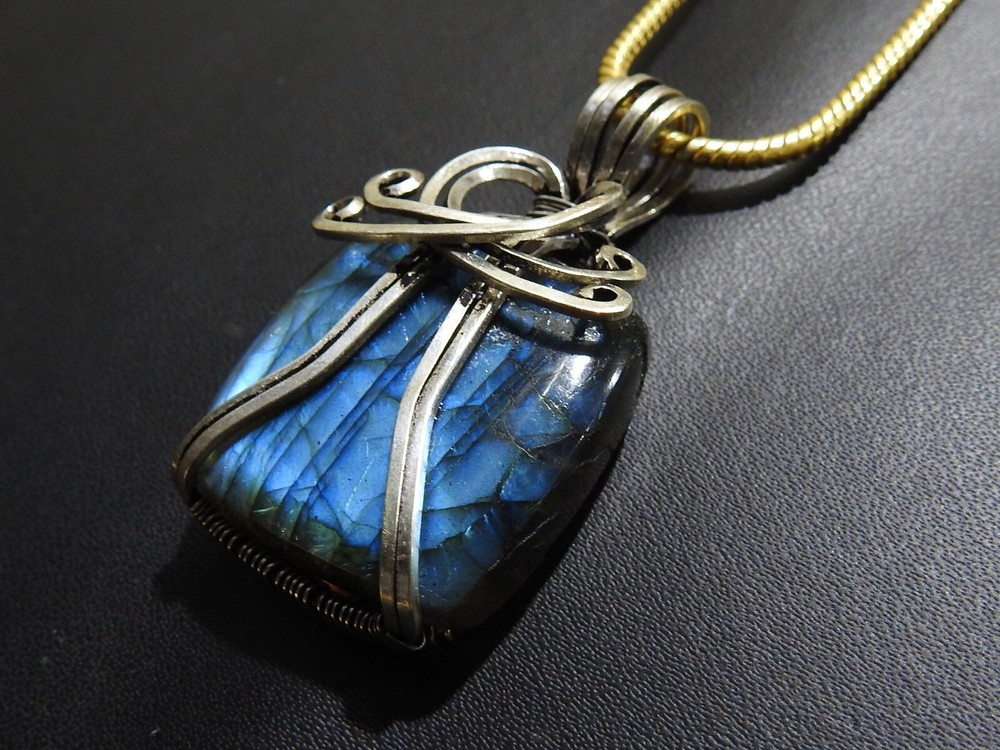 Labradorite Brass Pendant Silver Oxidised Polished Wire deigning Jewelry