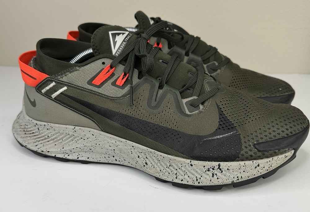 Nike Pegasus Trail 2 Mens Size 12 Cargo Khaki Sneakers Hiking Shoes CK4305-301