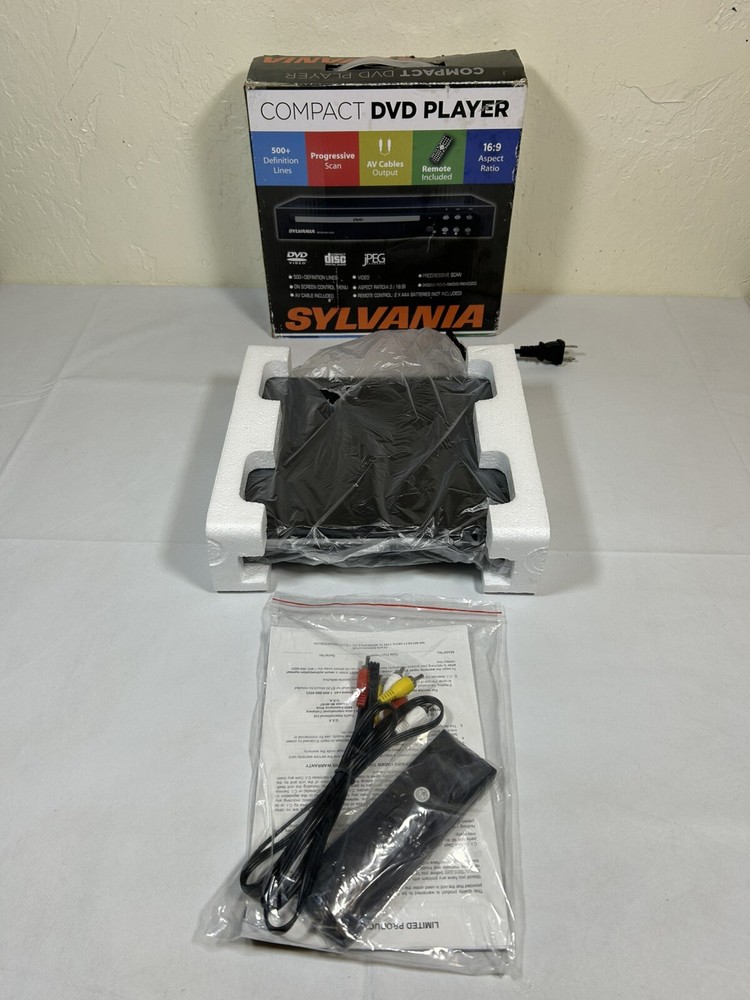 Sylvania SDVD1041-DG1 JPEG Readable Compact DVD Player W/Remote AV Cables NEW
