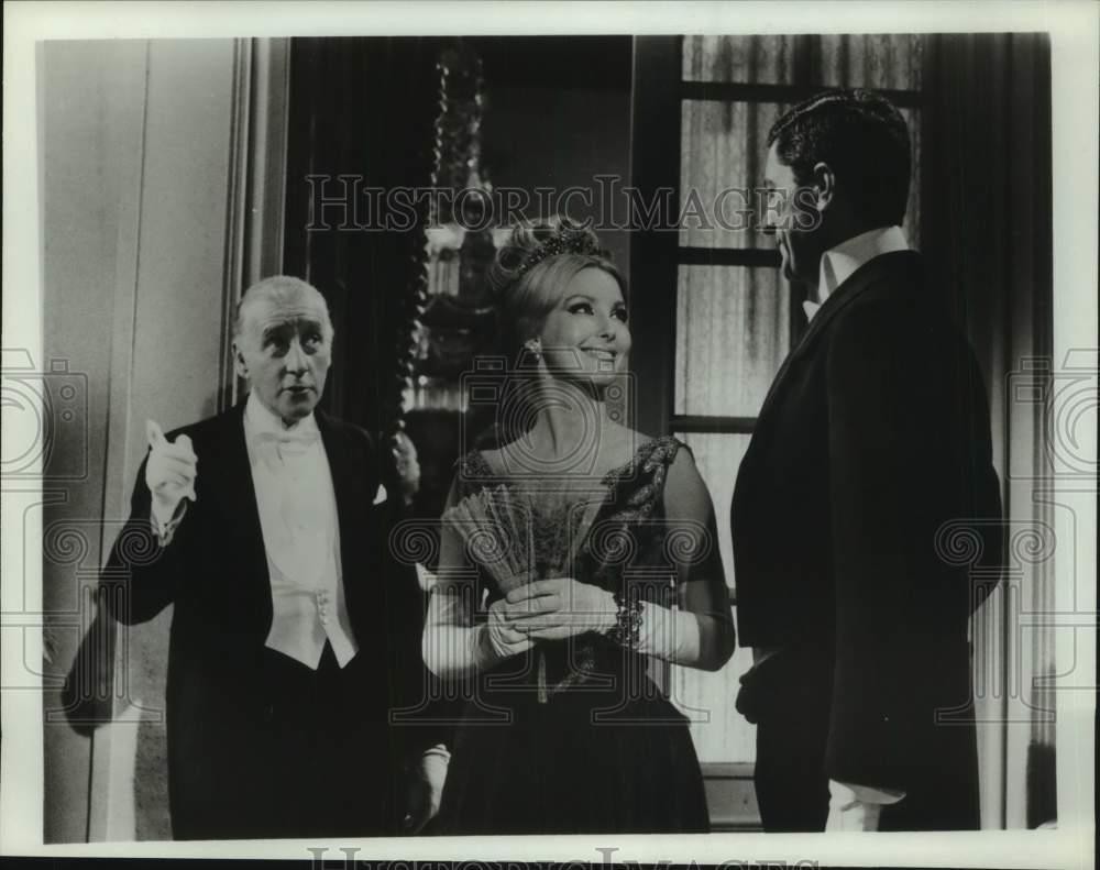 Press Photo Movie Actors in Scene - sap31669