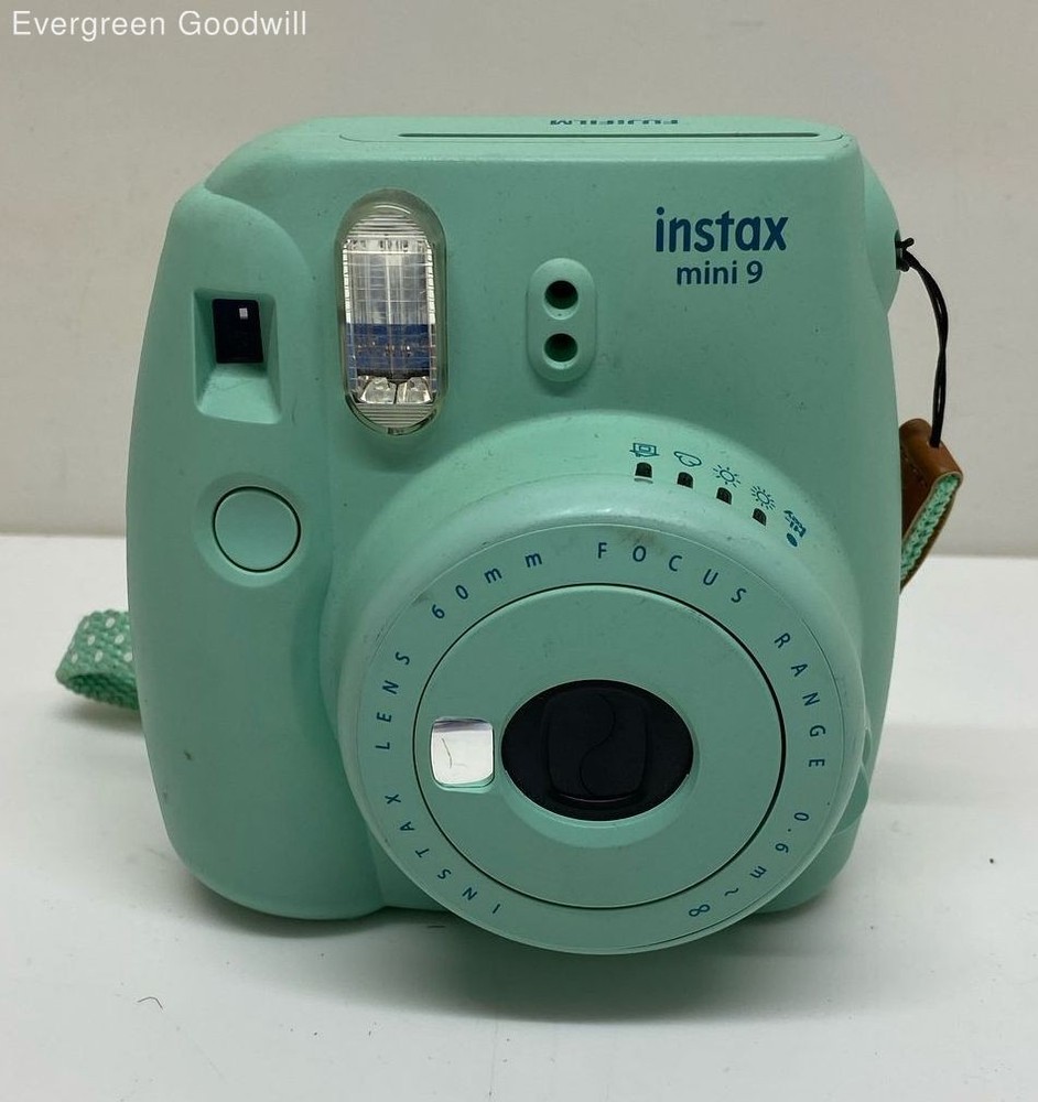 Fujifilm Instax Mini 9 Instant Camera Turquoise Untested Parts or Repair