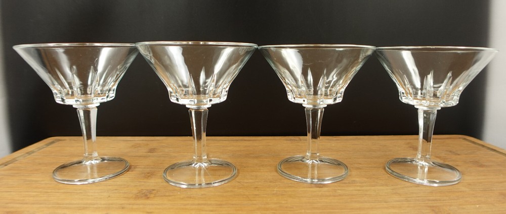 Italian Fidenza Vetraria Sorrento Stemmed Martini Sherbet Glasses Set of 4