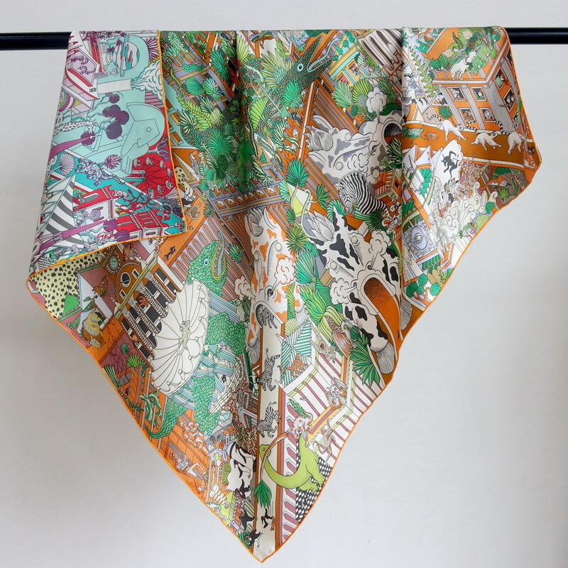 Animal City Print 18 Momme Twill Silk Wrap Scarf Double Face Shawl 35