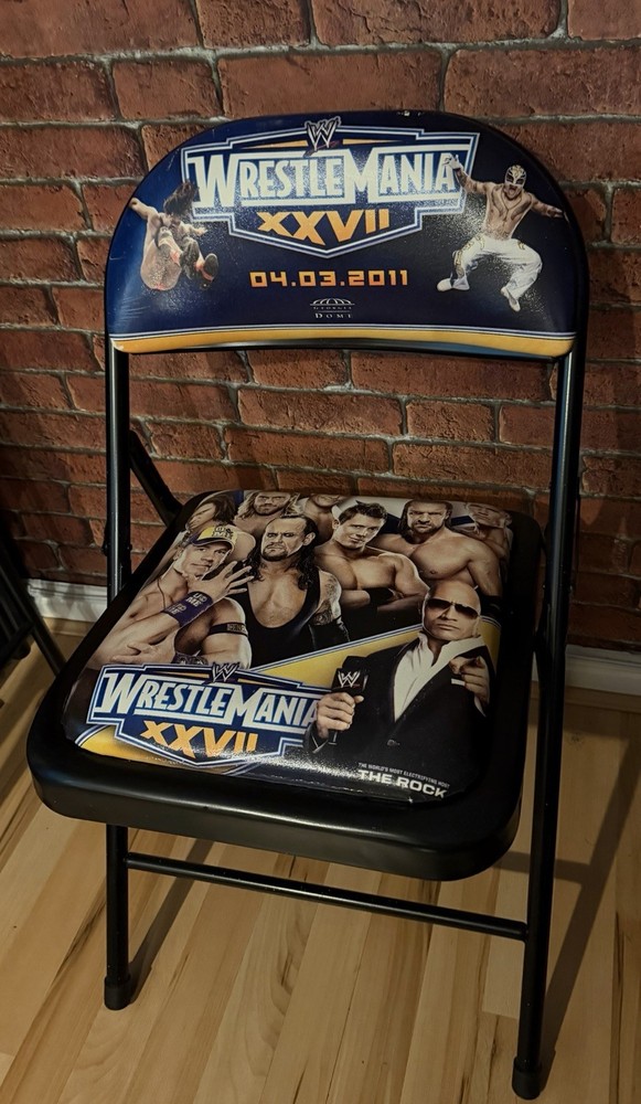 WWE WRESTLEMANIA 27 COMMEMORATIVE RINGSIDE EVENT CHAIR - RARE