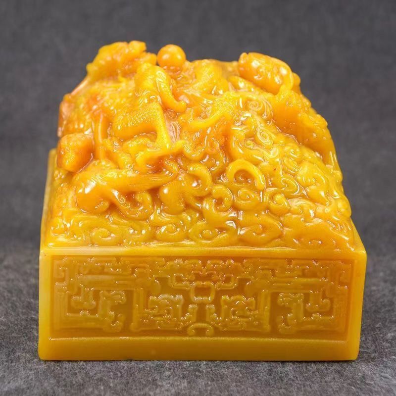Shoushan Stone Nine Dragon Seal Calligraphy Gold Stone Ornament