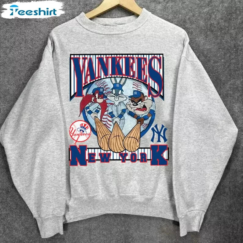 New York Yankees Looney Tunes Sweatshirt classic style Reprint AN37646