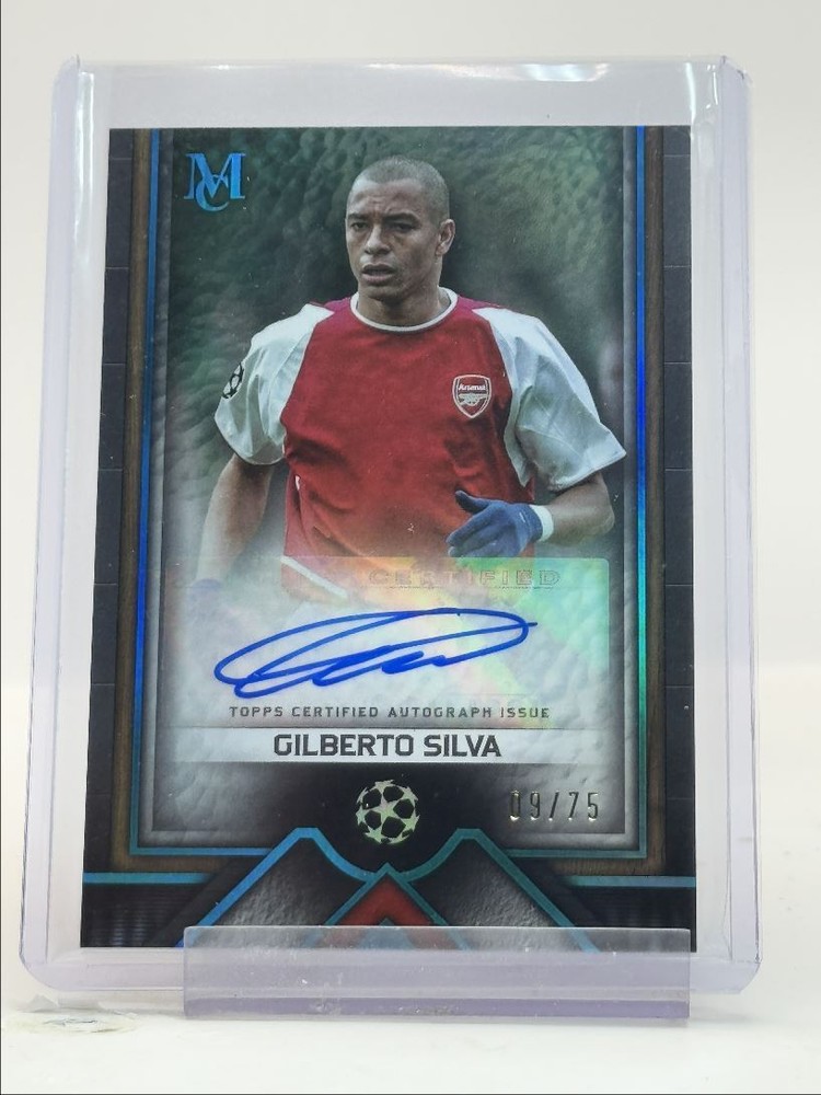 GILBERTO SILVA 2023 TOPPS MUSEUM UEFA ARCHIVAL SAPPHIRE AUTO /75 Q0902