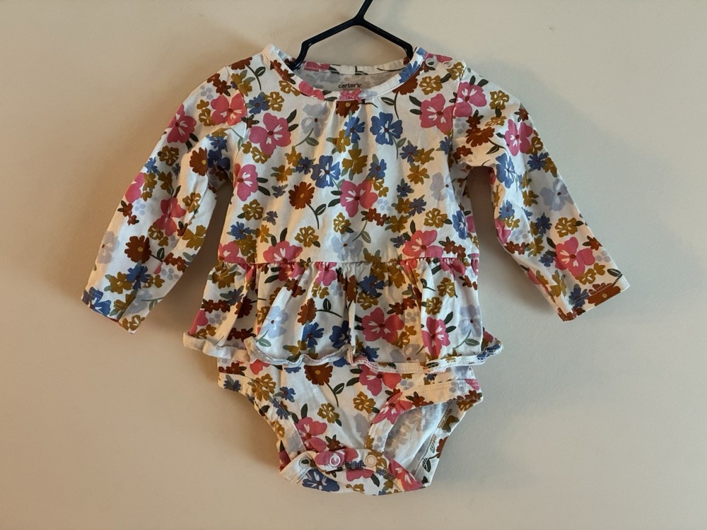 Carter's Baby Girl Allover Floral 100% Cotton Long Sleeve Bodysuit Top Cream 12M