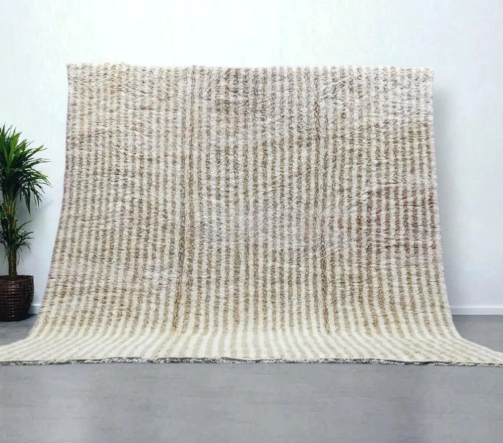 Handwoven Moroccan Berber Wool Rug Color Beige and Cream Handmade Carpet Rug