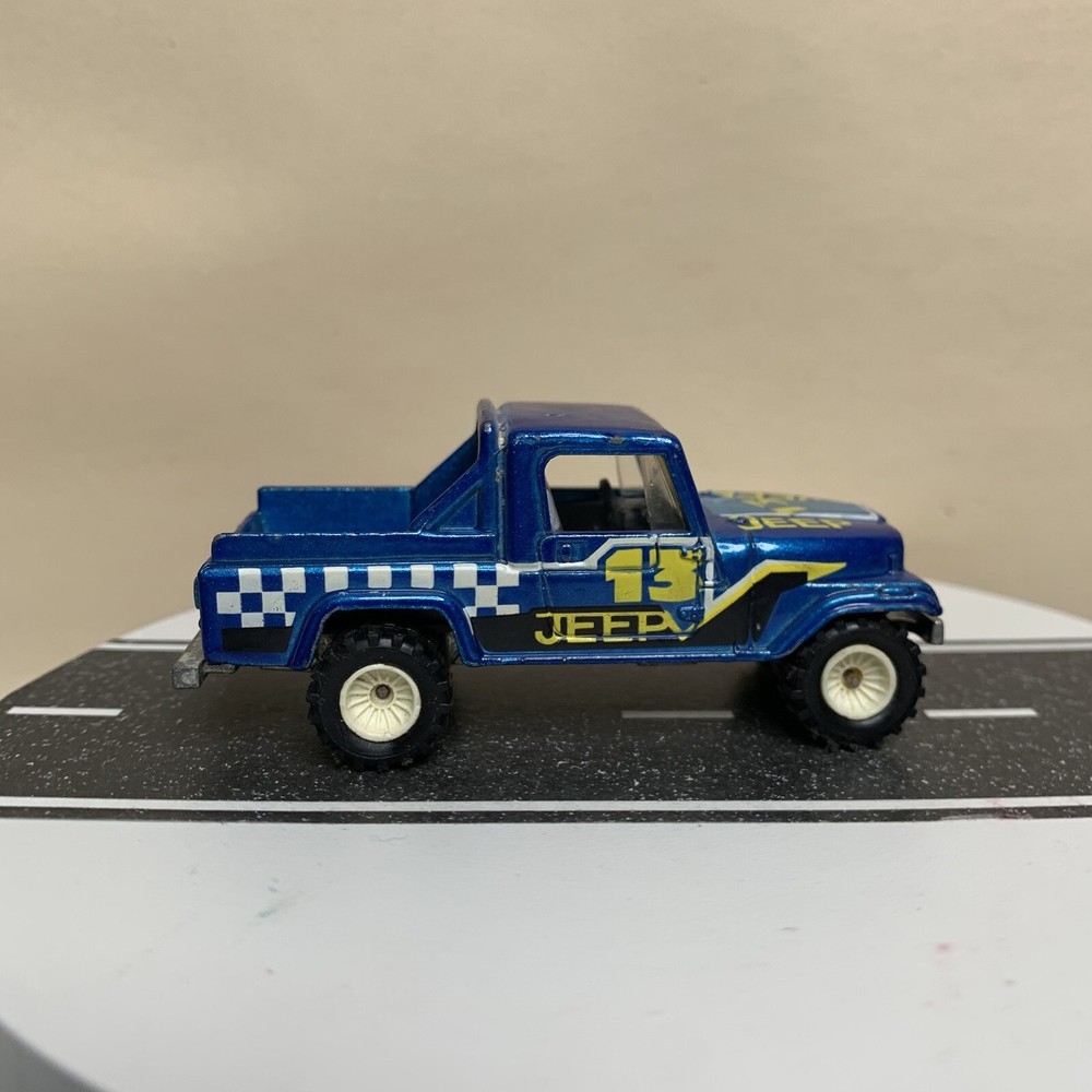 1982 Hot Wheels Real Riders Blue Yellow Jeep Scrambler Pickup Truck 1:64 Scale #13