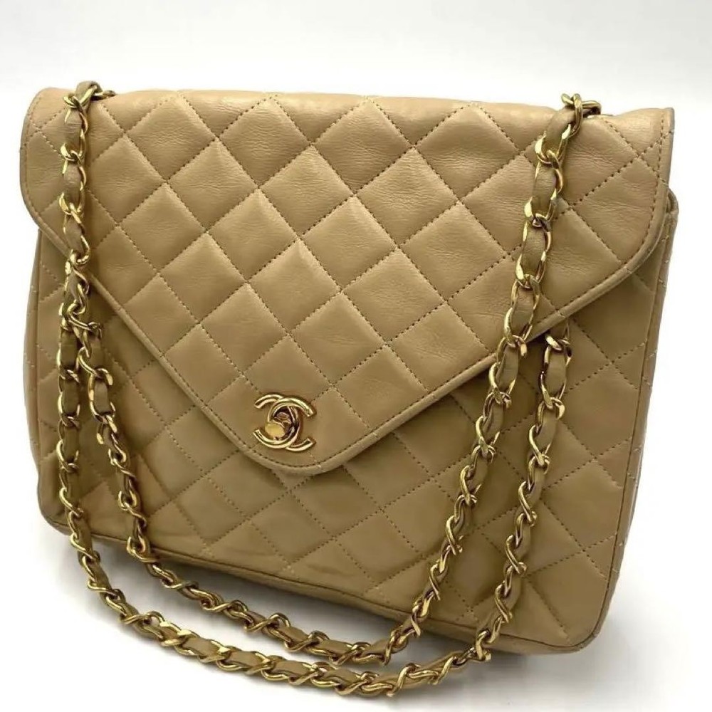 Chanel Matelasse Lamb Chain Shoulder Bag Top Fashion Pick