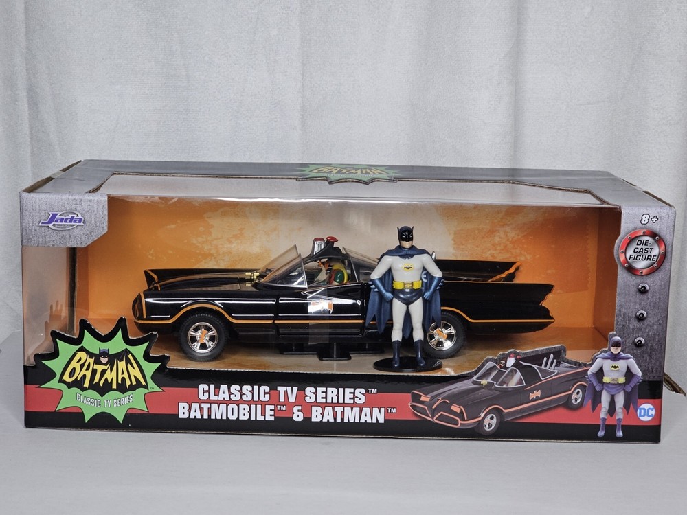 JADA TOYS 98259 1/24 BATMAN 1966 CLASSIC TV SERIES BATMOBILE WITH BATMAN FIGURE