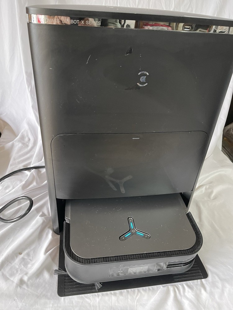 ECOVACS Robotics -DEEBOT X2 OMNI Robot Vacuum & Spin Mop with Auto Cleaning Base