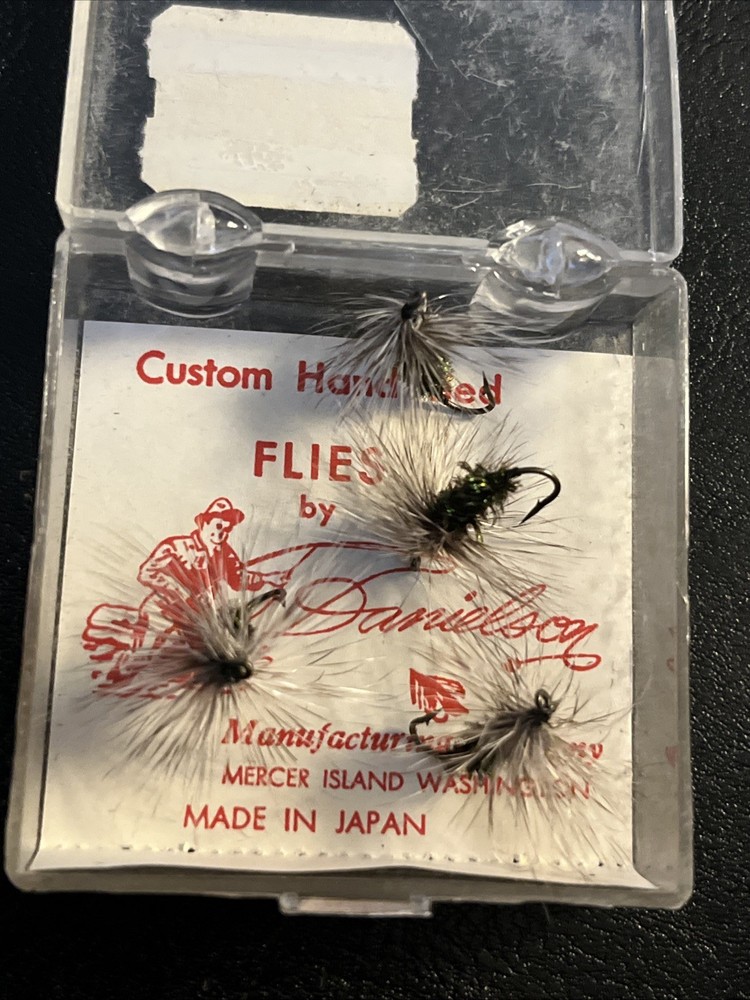 4 Vintage Danielson Hand Tied Fishing Flies Mercer Island Washington Fly Fish x4