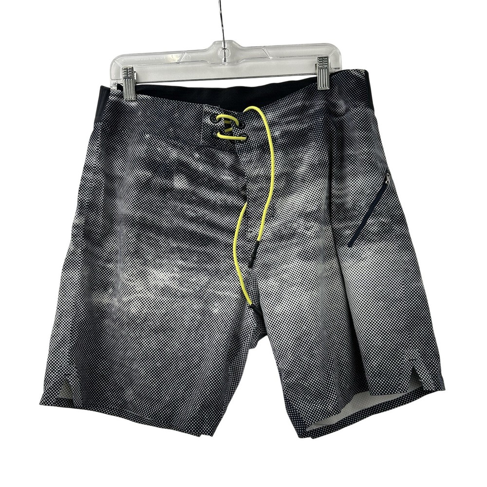 Lululemon El Current Board Shorts Men’s Size 34 Swim Trunks Lined Stretch Dot