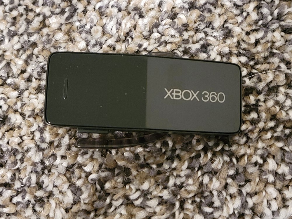 Microsoft Xbox 360 Bluetooth Headset/Ear Piece Model 1481 Wireless without Cable