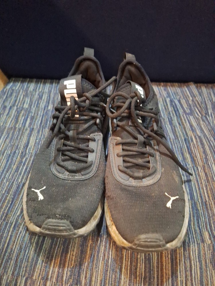 Womens Black Puma Shoes Size 9.5