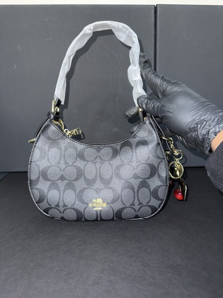 Coach Signature Shoulder Bag – Black