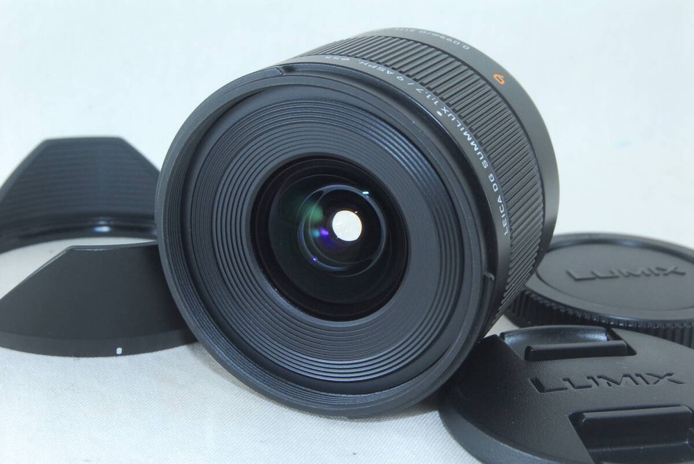 Class Panasonic Leica Dg Summilux 9Mm F1.7 Asph. H-X09 With Hood from Japan