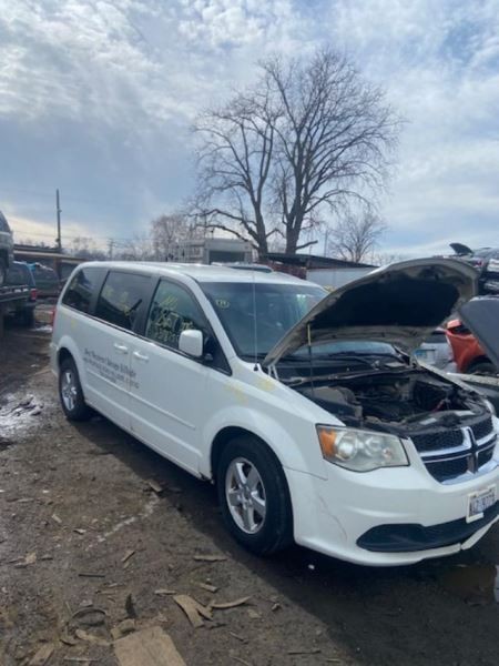 Rear Side Door Movable Glass for 08-19 Dodge Caravan Passenger Van 1330236