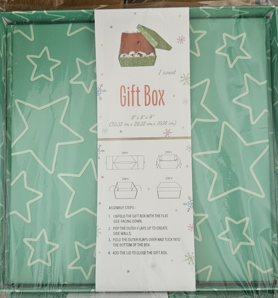 8x8x4 Green Star Gift Box for Stylish Present Packaging