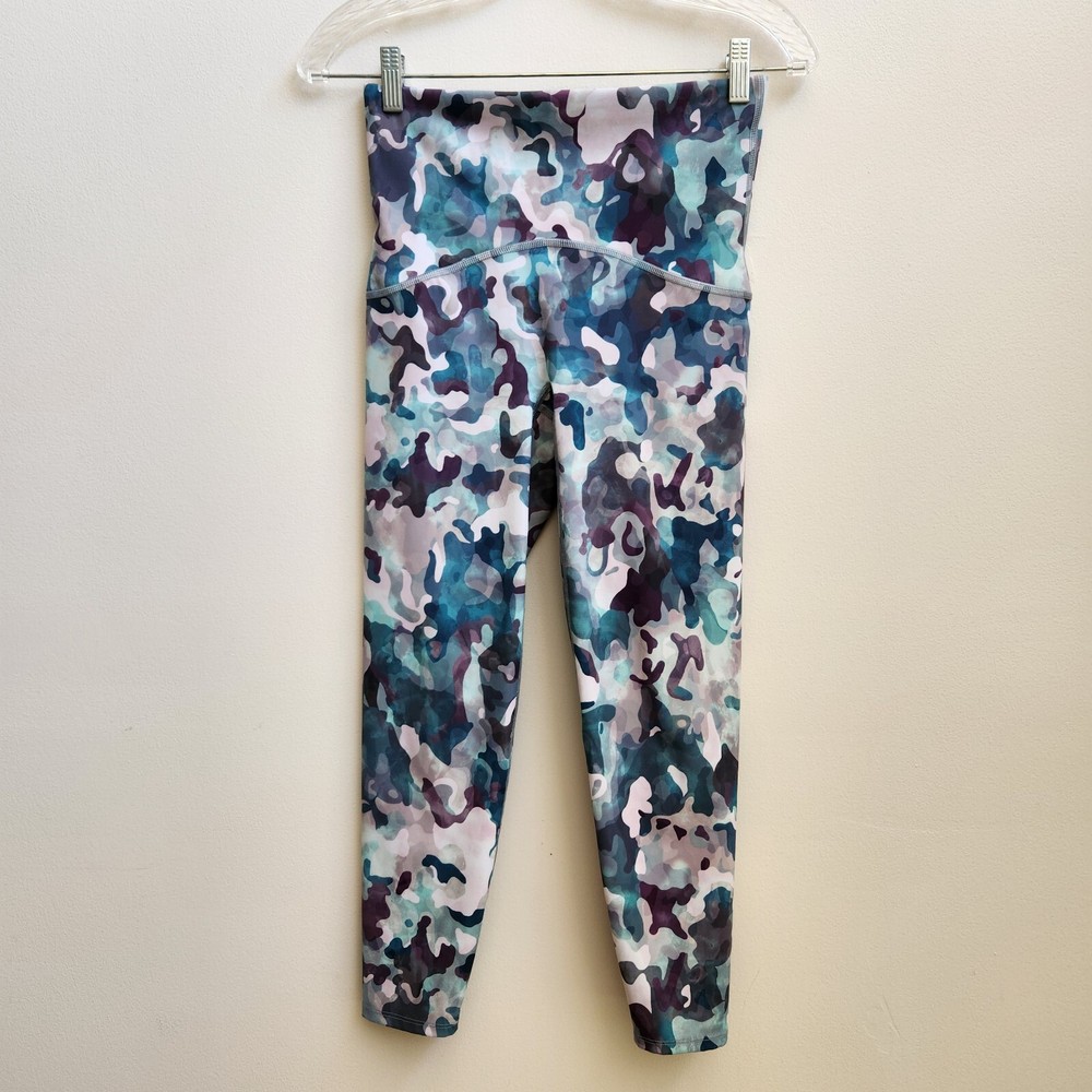 Spanx Women's M Teal Camo Stretch Cropped Leggings for Workout