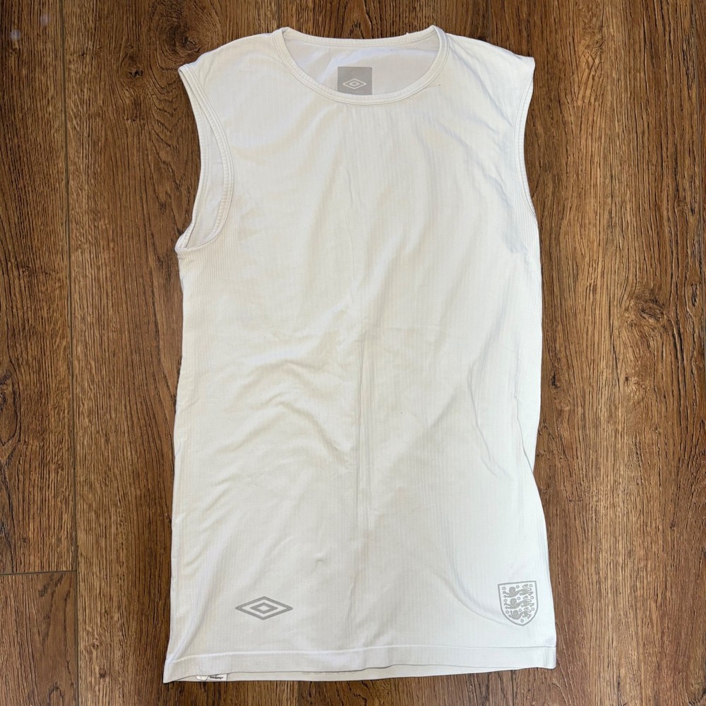 Umbro Team England Soccer Sleeveless Base Layer Shirt Mens M White Compression