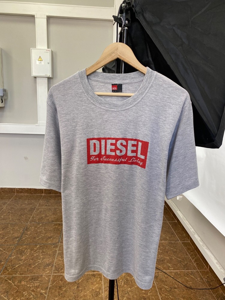 🇺🇸 Vintage 90s Diesel Big logo T-Shirt Retro Rare Y2K Hype size M color gray
